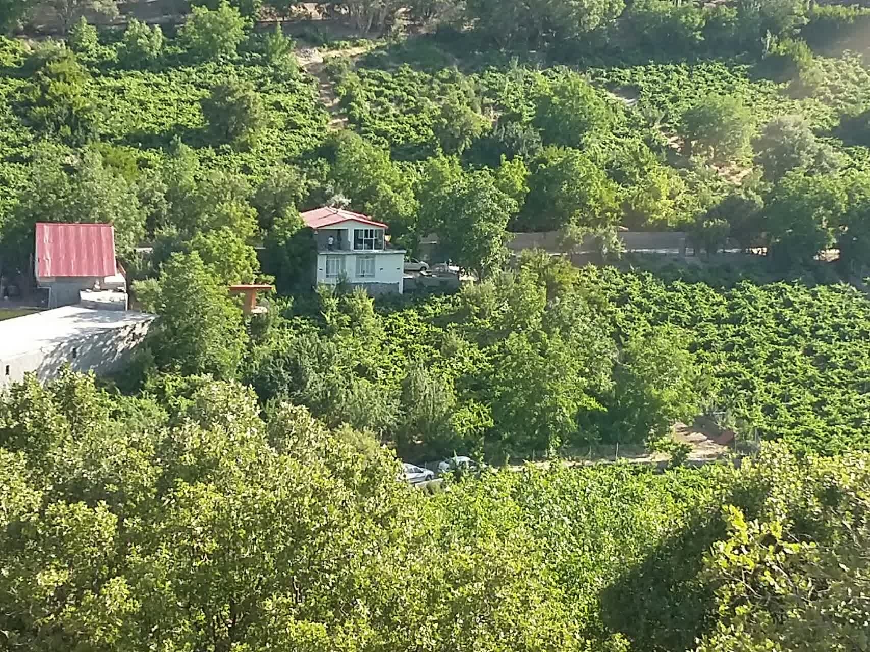 کلبه چوبی در روستای بیاره سی سخت -5